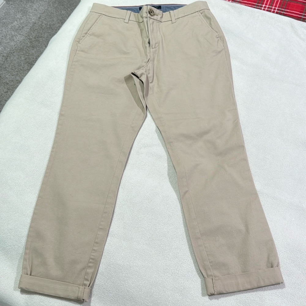 Tommy Hilfiger Women’s khaki Hampton Stretch  Chino Sz 6